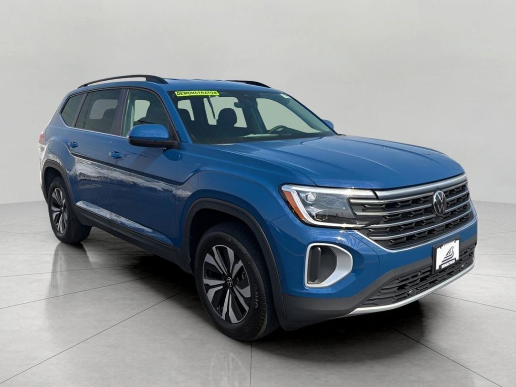 New 2025 Volkswagen Atlas 2.0T SE