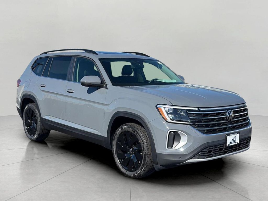 New 2026 Volkswagen Atlas 2.0T SE w/Technology 4MOTION