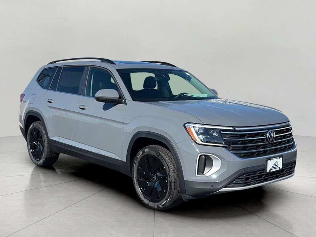 New 2026 Volkswagen Atlas 2.0T SE w/Technology 4MOTION