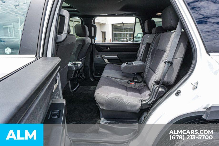 صورة مصغرة 21 لـ 2025 Toyota SEQUOIA SR5