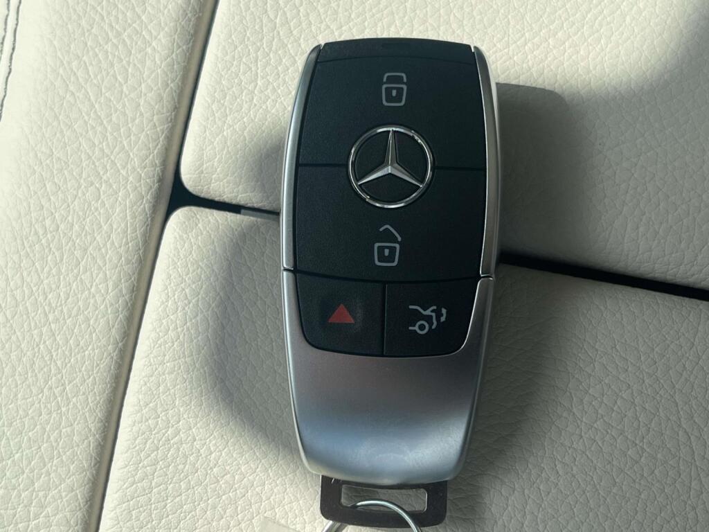 صورة 4 لـ 2026 Mercedes-BENZ GLE
