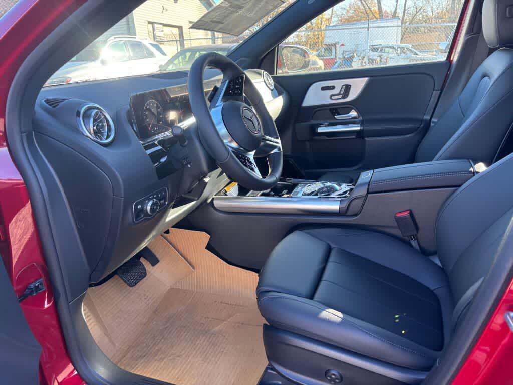 MERCEDES-BENZ GLA-CLASS - 10