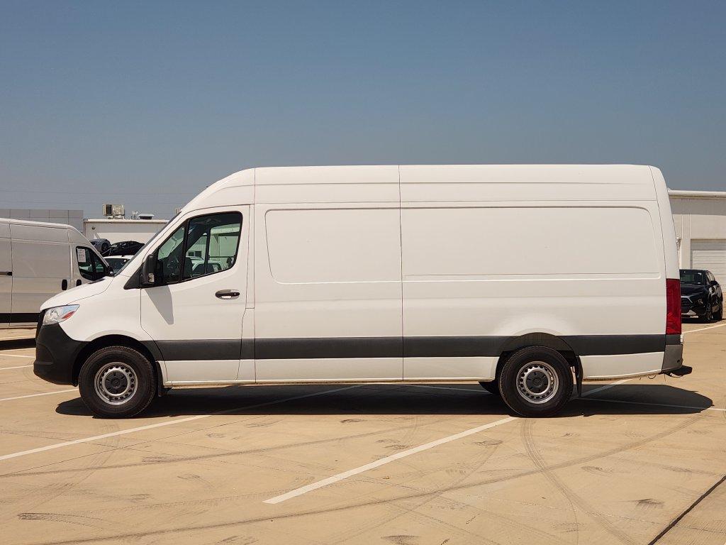 صورة 4 لـ 2023 Mercedes-BENZ SPRINTER 2500 170 WB