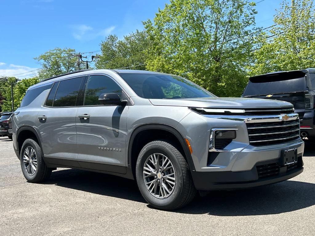New 2026 Chevrolet Traverse LT