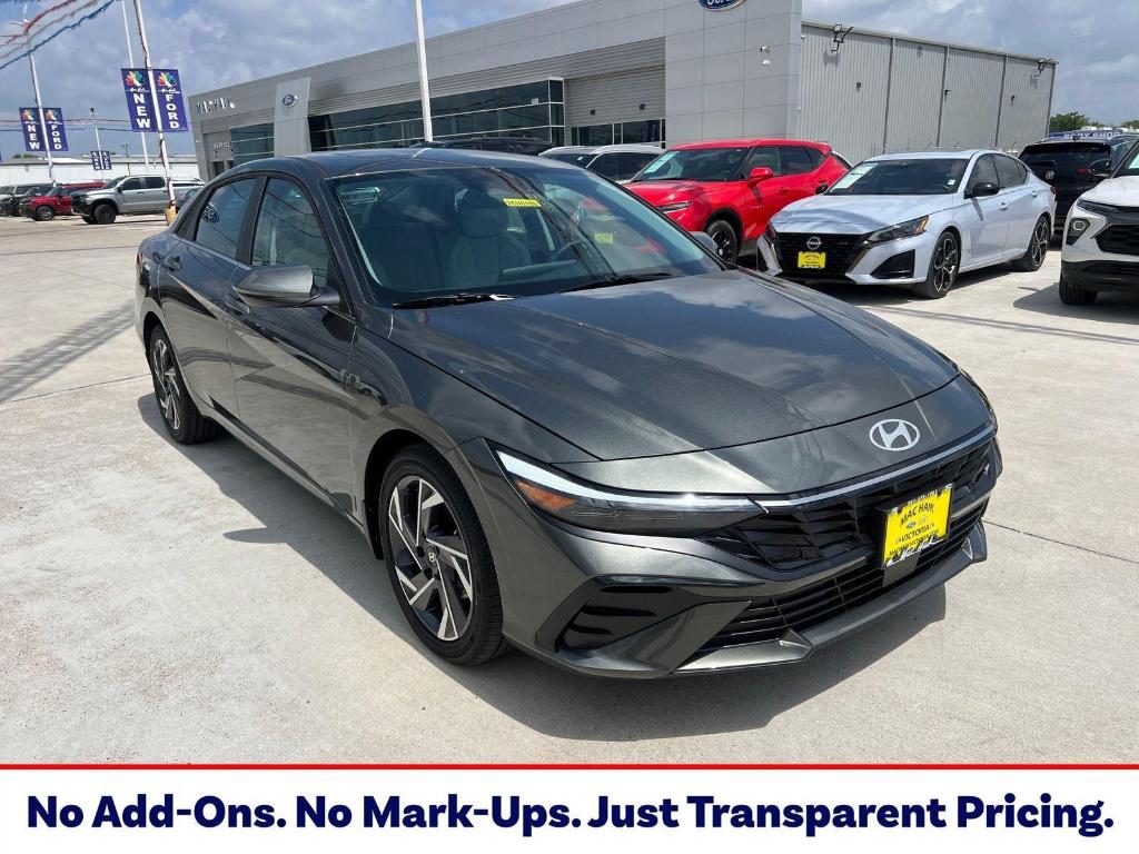 New 2026 Hyundai ELANTRA Limited