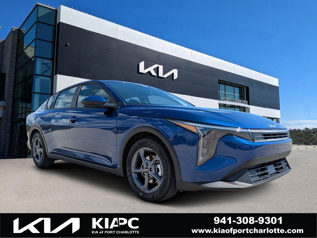 New 2026 Kia K4 LXS