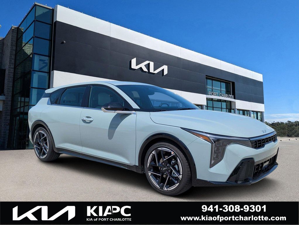 New 2026 Kia K4 GT-Line