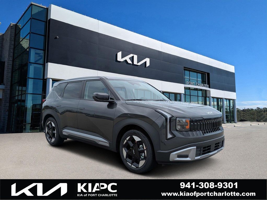New 2027 Kia Seltos S