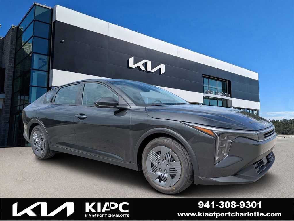 New 2026 Kia K4 LX