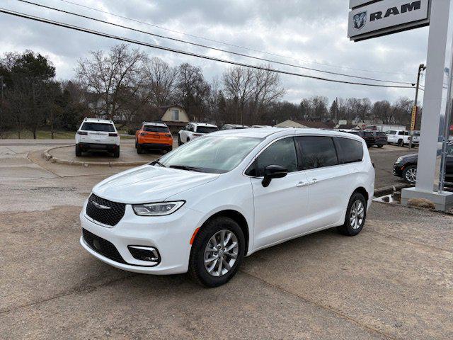 New 2026 Chrysler Pacifica L