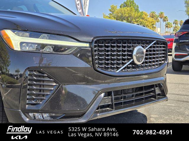 صورة 2 لـ 2023 Volvo XC60 B5 ULTIMATE DARK THEME