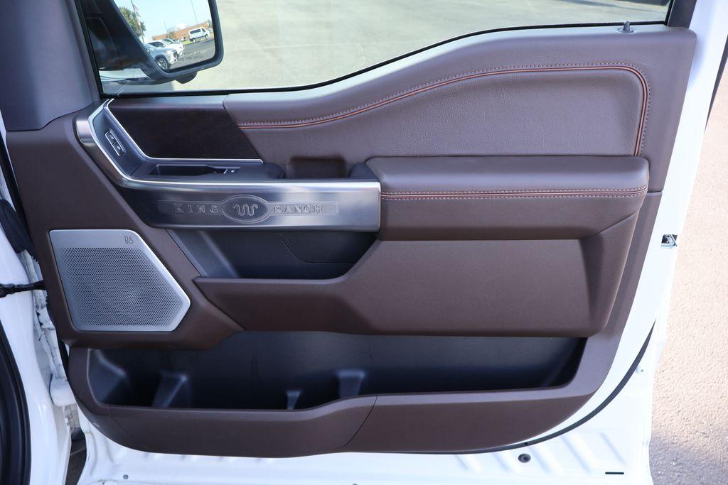 2023 FORD F-150 KING RANCH — миниатюра 26