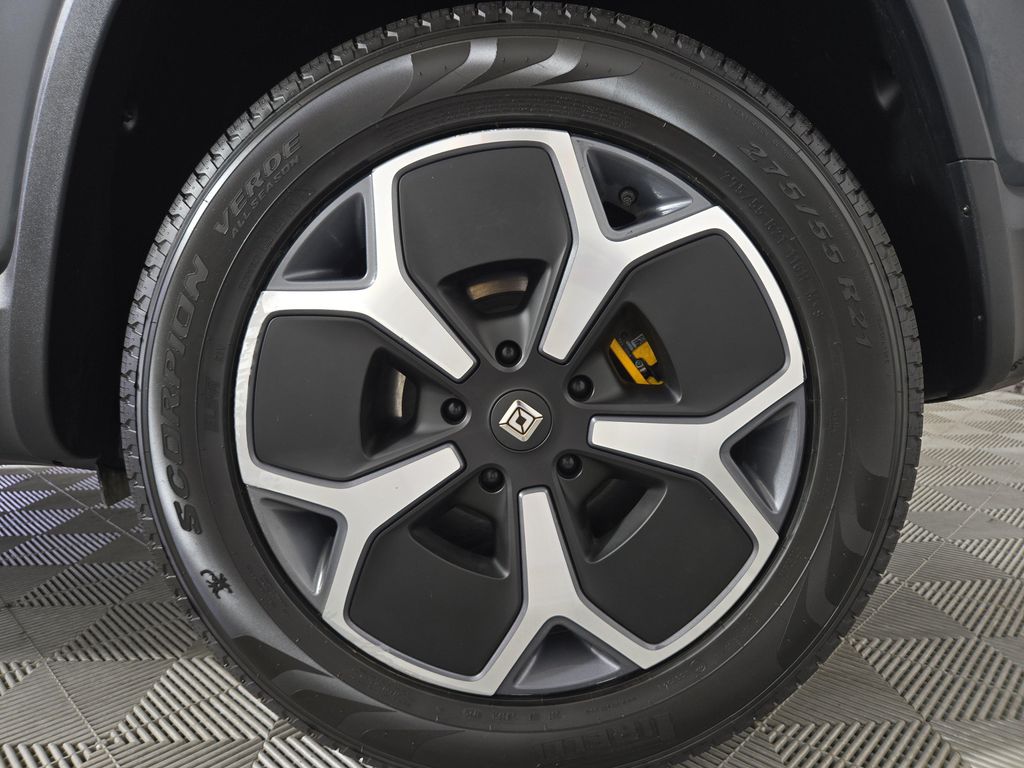 2024 Rivian R1S ADVENTURE QUAD MOTOR LARGE PACK photo 10