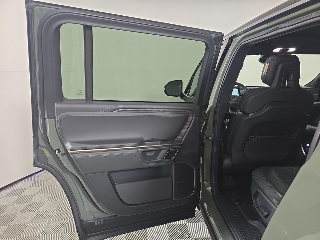 2022 Rivian R1S LAUNCH EDITION — миниатюра 17