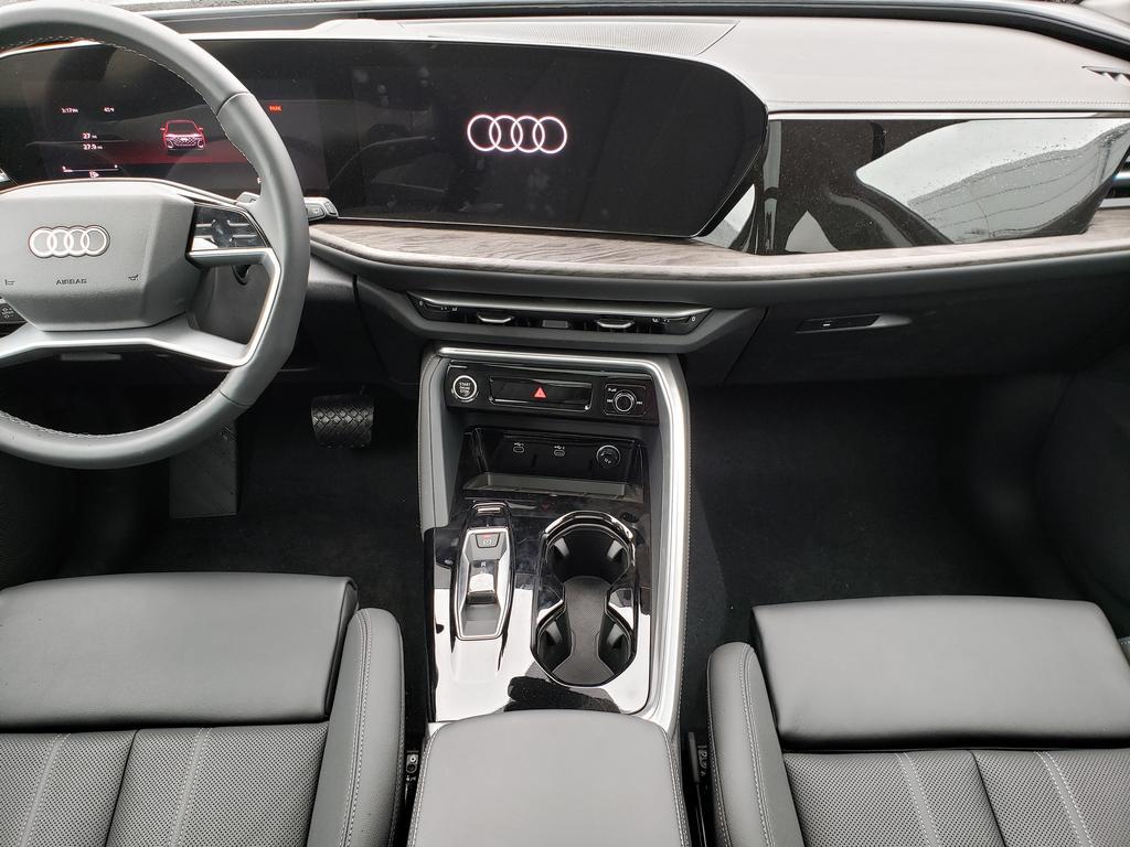 صورة 9 لـ 2025 AUDI Q5 PREMIUM PLUS TFSI QUATTRO S TRONIC