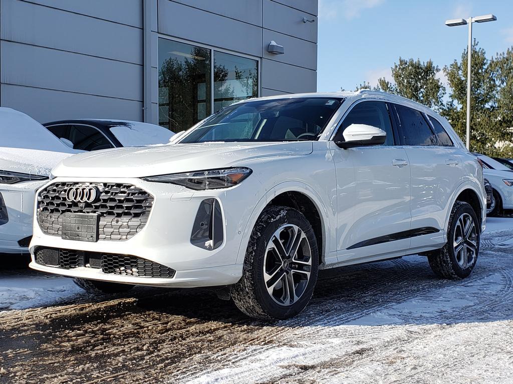 New 2025 Audi Q5 Premium Plus TFSI quattro S tronic