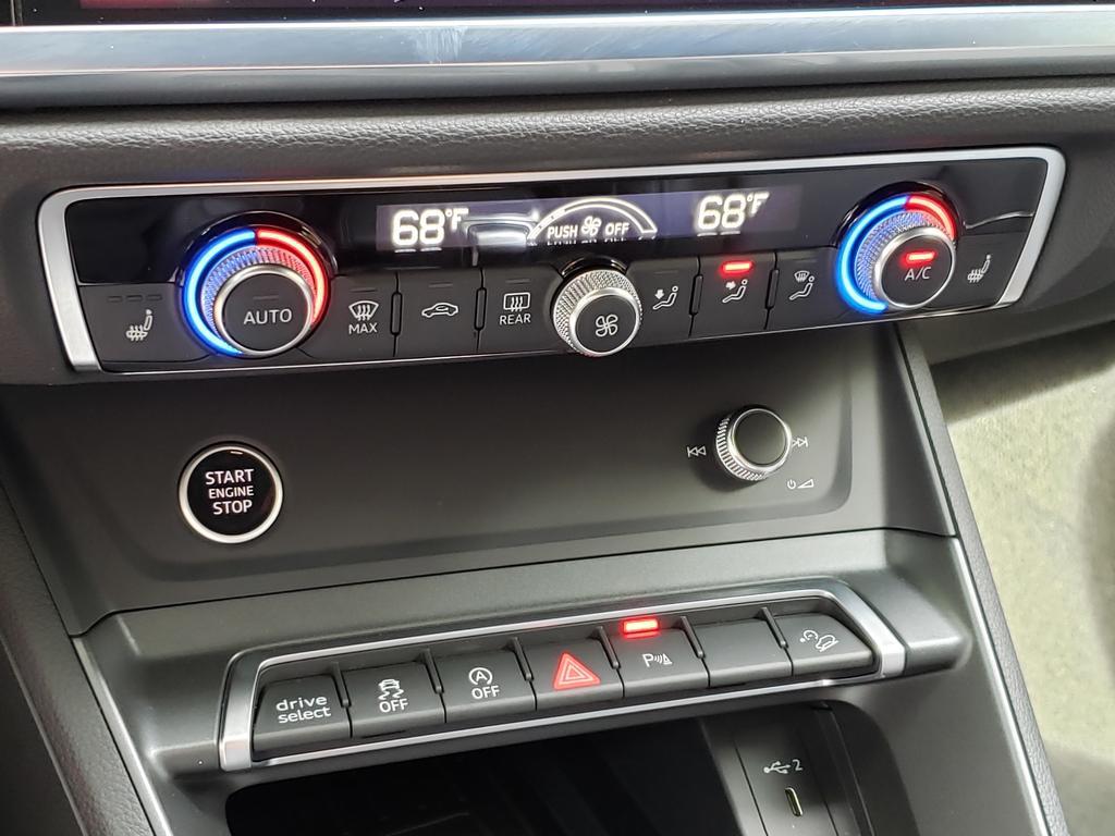صورة مصغرة 23 لـ 2024 AUDI Q3 45 S LINE PREMIUM PLUS