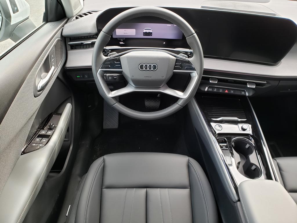 صورة 10 لـ 2026 AUDI Q3 TFSI QUATTRO S TRONIC