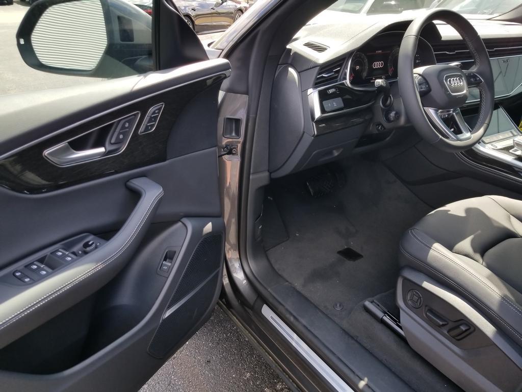 صورة 6 لـ 2025 AUDI Q8 55 PREMIUM PLUS