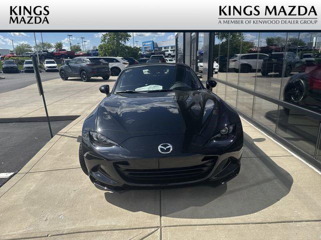 New 2025 Mazda MX-5 Miata Club