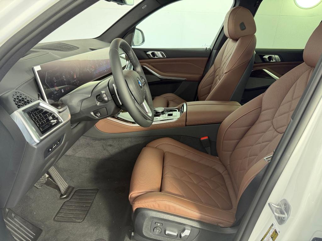 صورة 5 لـ 2026 BMW X5 SDRIVE40I