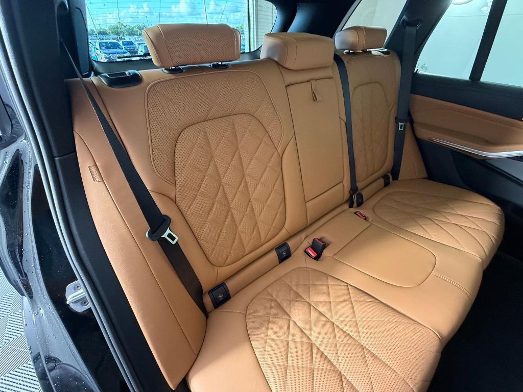 صورة مصغرة 32 لـ 2026 BMW X5 SDRIVE40I