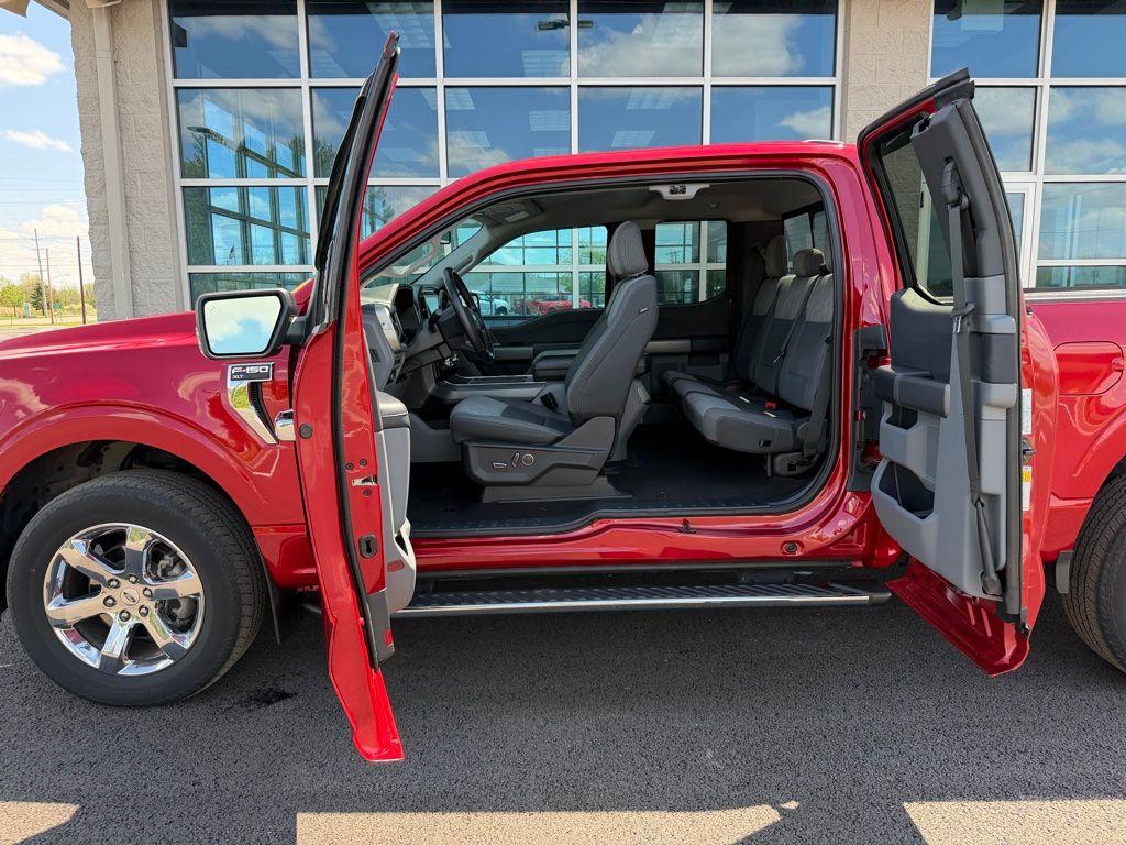 FORD F-150 XLT - 9