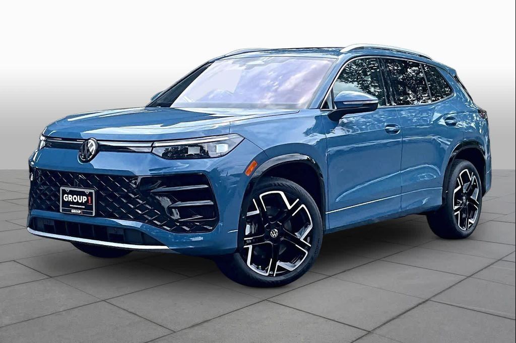 New 2026 Volkswagen Tiguan 2.0T SEL R-Line 4MOTION