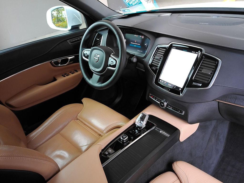 2023 Volvo XC90 B6 ULTIMATE 7-SEATER 缩略图 32