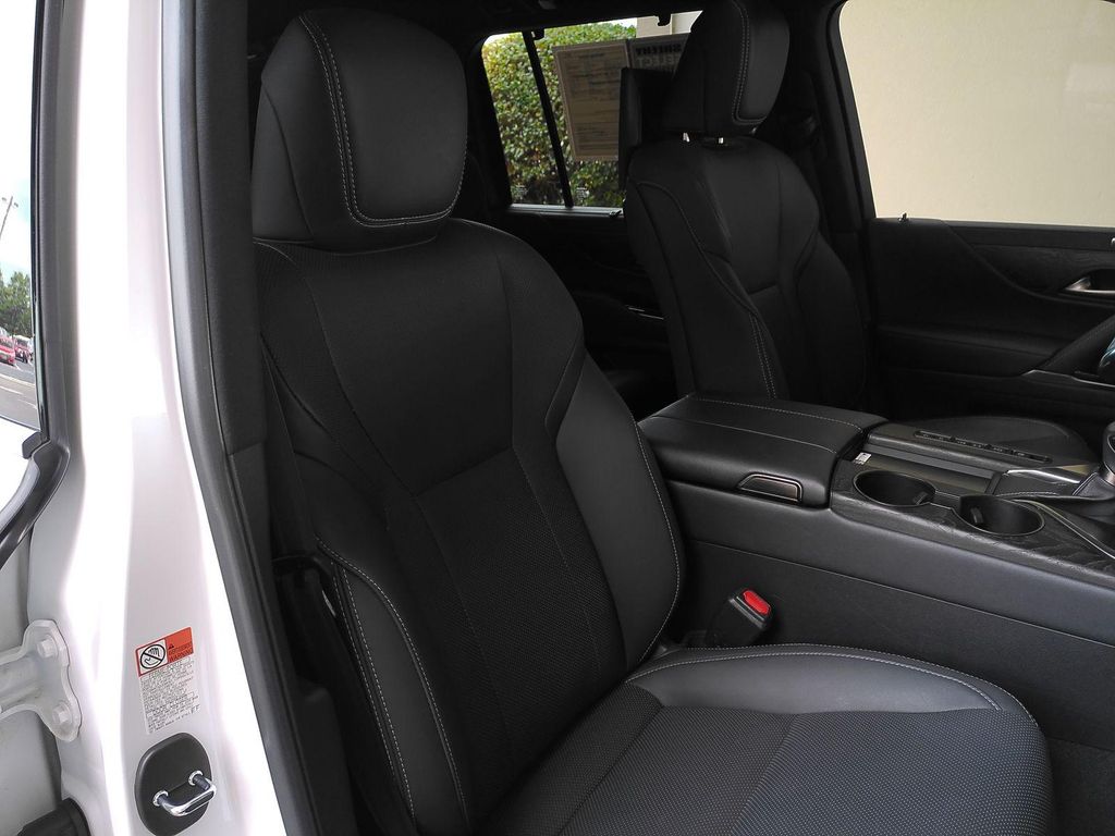2023 Lexus LX 600 LUXURY 缩略图 39