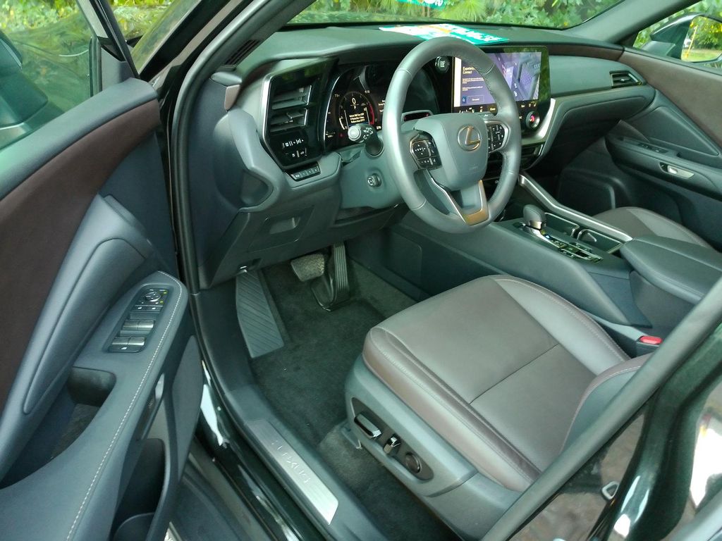 صورة مصغرة 34 لـ 2026 Lexus TX 350 PREMIUM