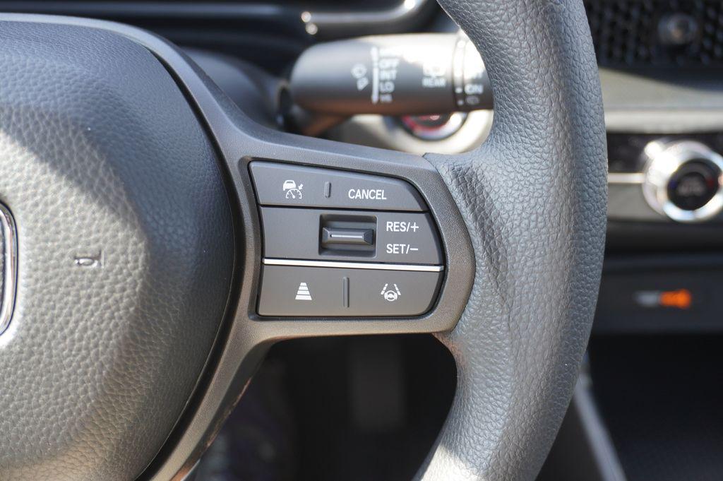 صورة 20 لـ 2024 Honda CR-V LX AWD
