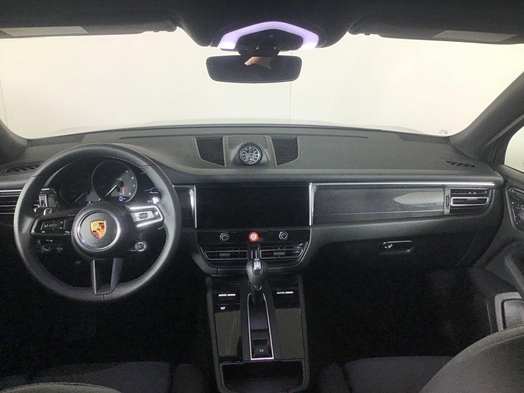 صورة مصغرة 25 لـ 2026 Porsche MACAN BASE