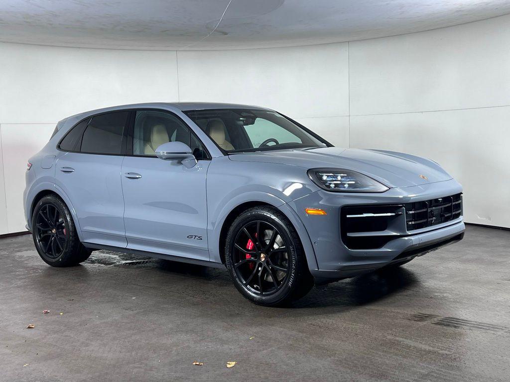 PORSCHE CAYENNE - 9