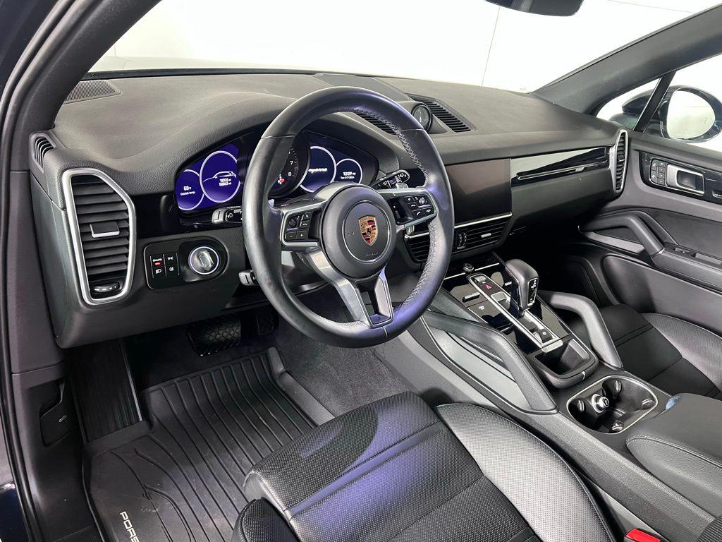 PORSCHE CAYENNE - 4