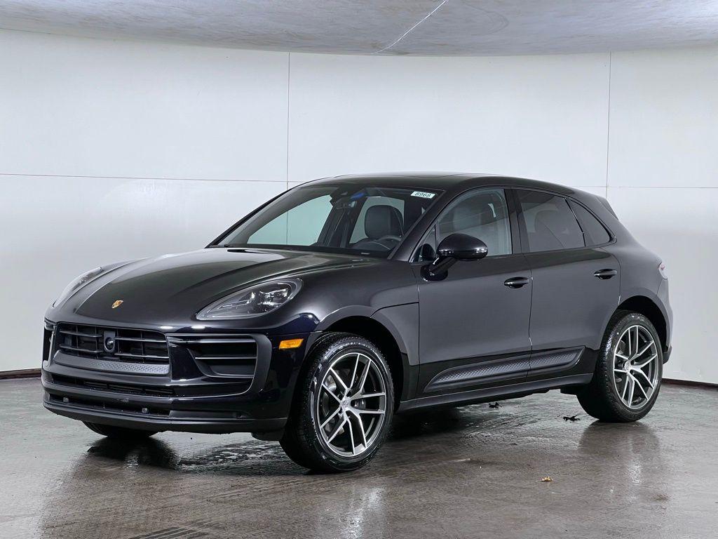 New 2026 Porsche Macan Base