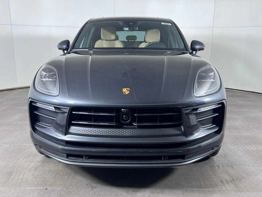 2026 Porsche MACAN BASE — фото 10