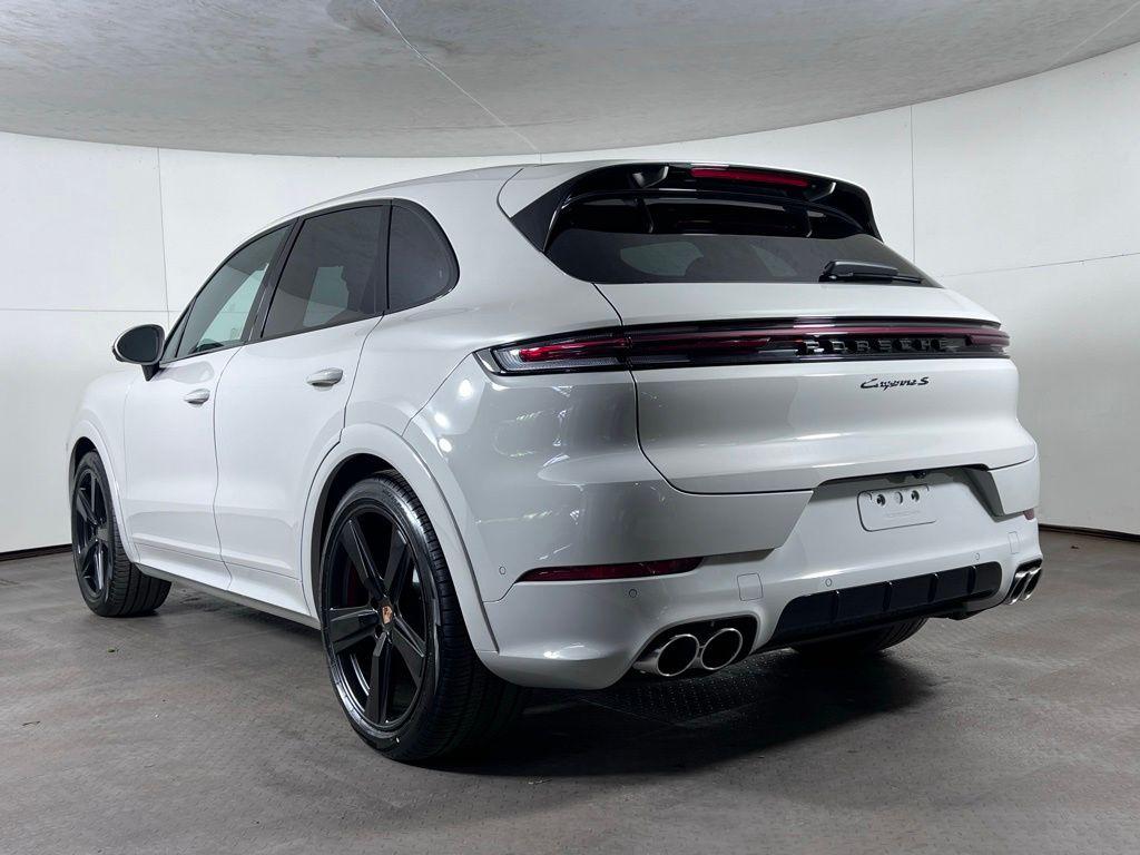 2026 Porsche CAYENNE S 照片 3