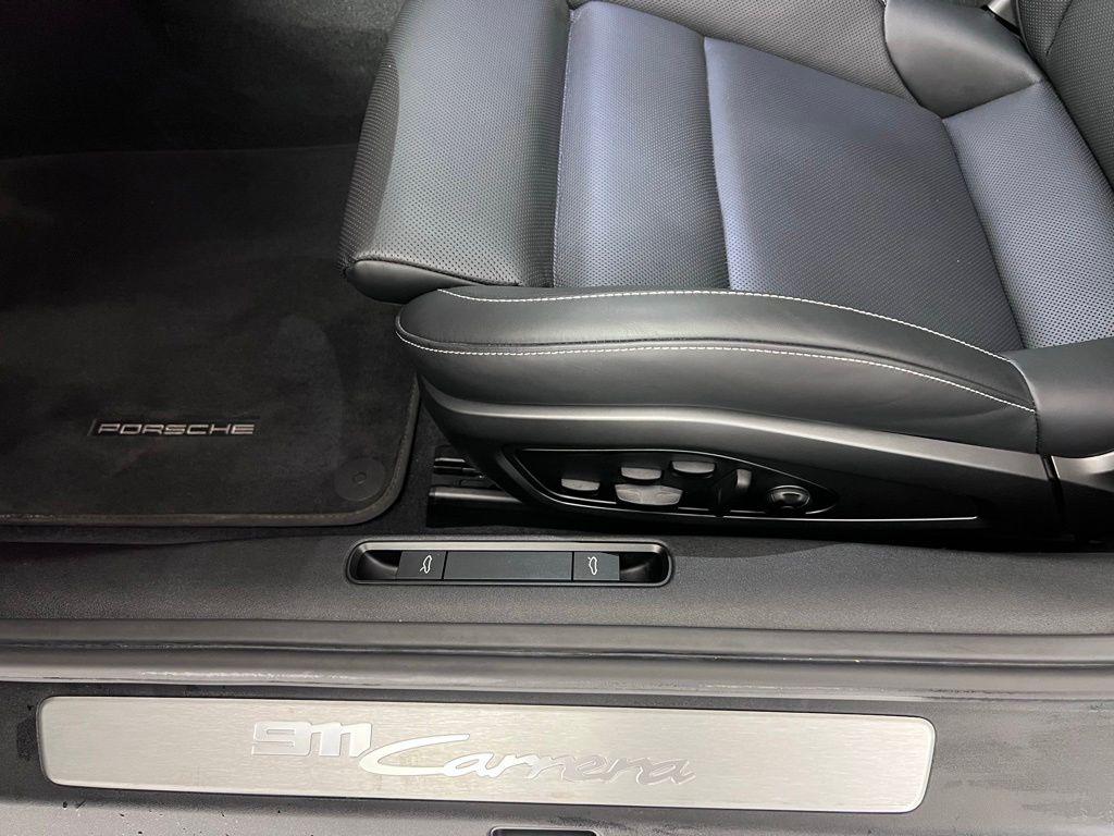 صورة مصغرة 29 لـ 2025 Porsche 911 CARRERA