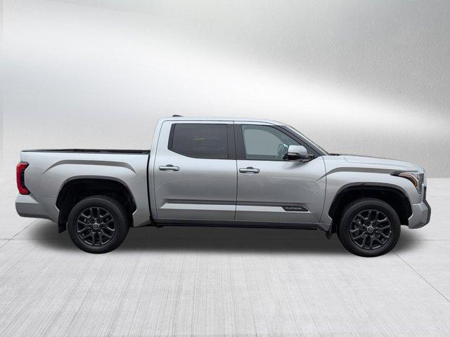 TOYOTA TUNDRA - 7