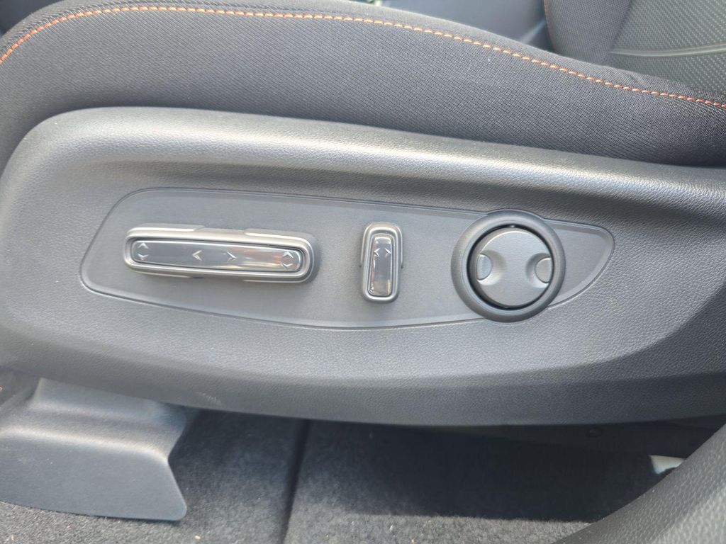 2026 Honda CR-V HYBRID SPORT AWD thumbnail 16