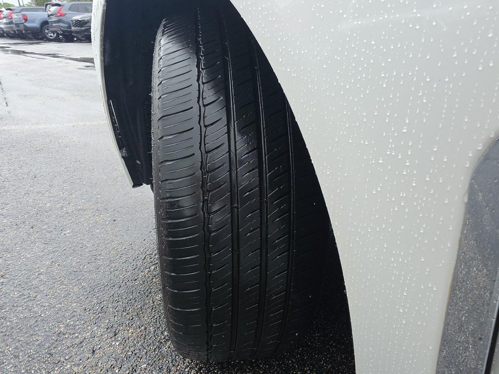 صورة مصغرة 30 لـ 2021 BMW 750 I XDRIVE