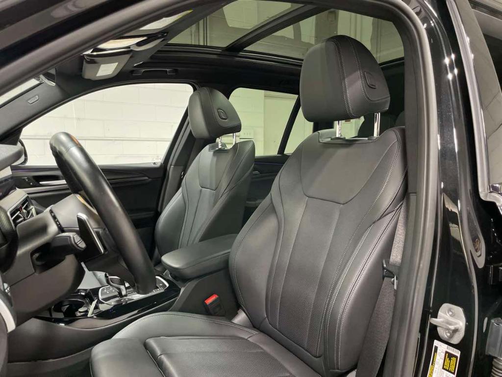 صورة مصغرة 15 لـ 2023 BMW X5 XDRIVE40I