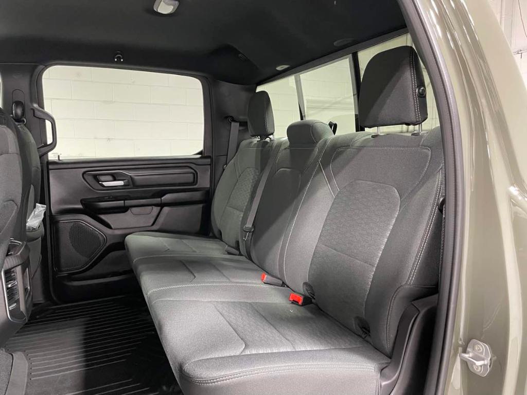 صورة مصغرة 15 لـ 2026 RAM 1500 TRADESMAN