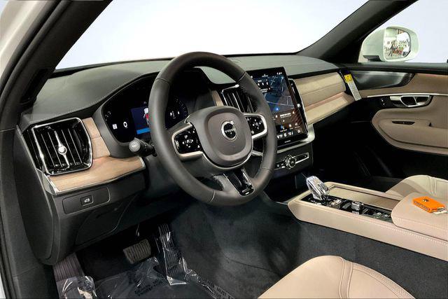 صورة 8 لـ 2026 Volvo XC90 PLUS, B6 AWD GAS (MILD HYBRID), GASOLINE, BRI