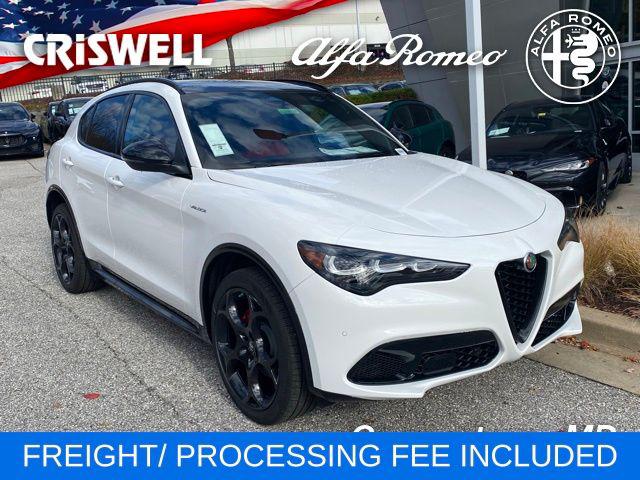 New 2025 Alfa Romeo Stelvio Sprint AWD