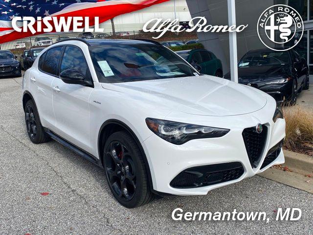 New 2025 Alfa Romeo Stelvio Sprint AWD