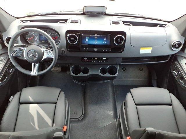 صورة 4 لـ 2026 Mercedes-BENZ OTHERS
