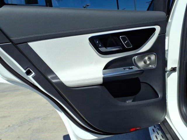 صورة مصغرة 16 لـ 2026 Mercedes-BENZ GLC