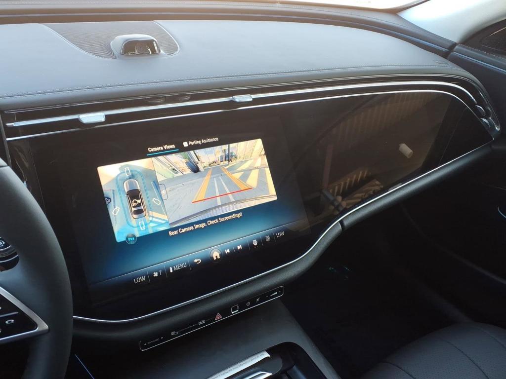 MERCEDES-BENZ E-CLASS - 6